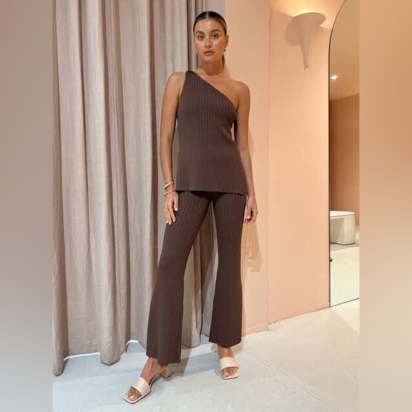 SIR THE LABEL Sylvie One Shoulder Asymmetrical Top Ribbed Chocolate Brown Size 4 - Picture 2 of 13